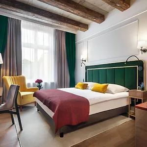 **** Hotel Golden Queen Pologne